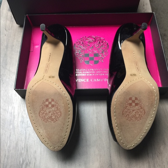 Vince Camuto VC-Kira Black Smooth Patent heels 8M - Picture 5 of 8